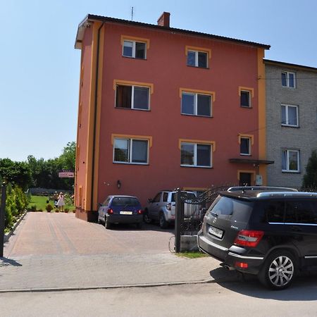 Willa Dorotka Busko-Zdrój Buitenkant foto
